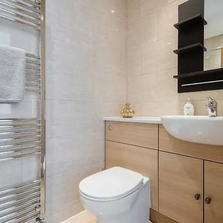 The College Green Chalet - Stylish 3bdr Bristol