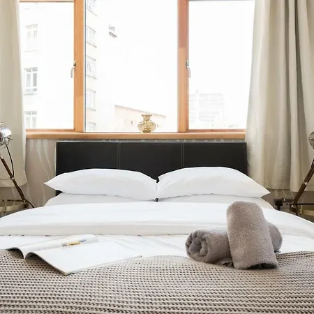 The College Green Chalet - Stylish 3bdr *